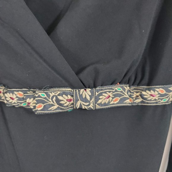 Motherhood Maternity Black 3/4 Sleeve Top - Picture 3 of 6